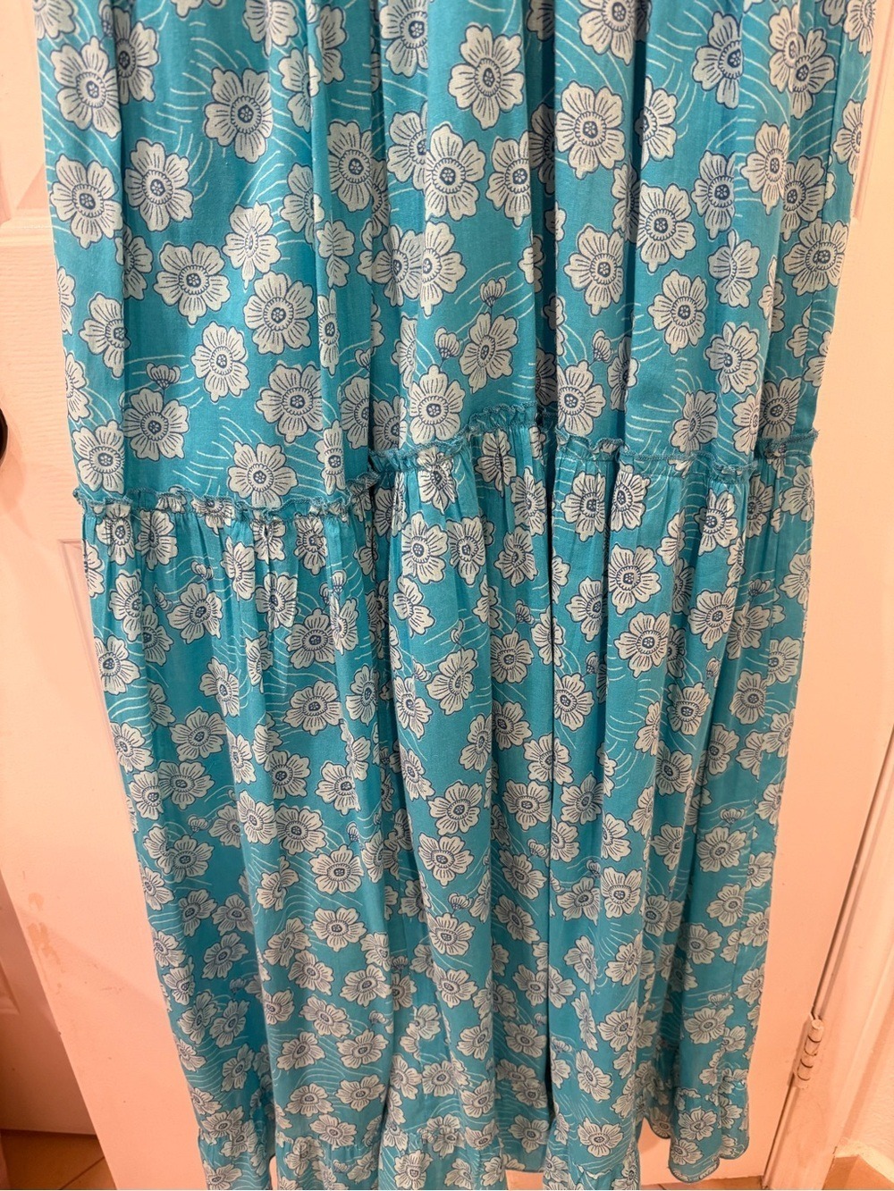 Ro’s Garden Blue Hawaii Floral V-Neck Spaghetti Strap Maxi Dress - Picture 5 of 9